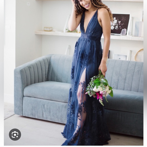 Luxxel Dresses & Skirts - Blue tulle cross back low v dress - perfect for wedding guest